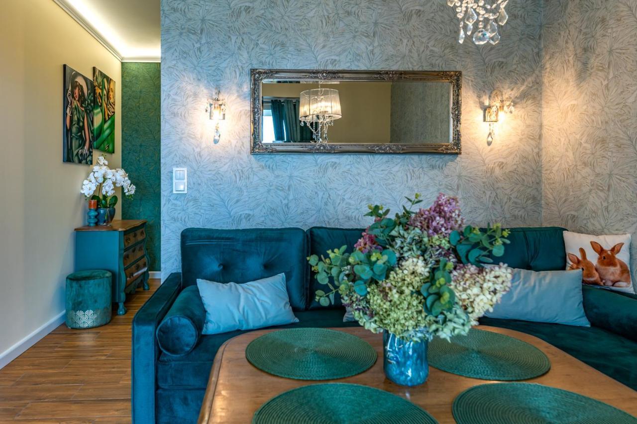 Zielony Apartament Pod Zaglami Zegrze Poludniowe Buitenkant foto