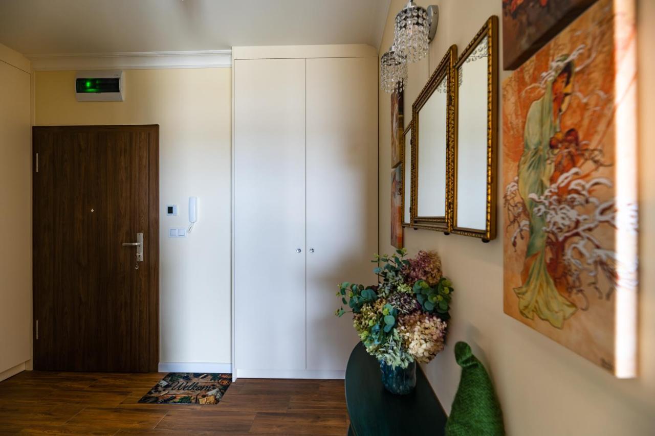 Zielony Apartament Pod Zaglami Zegrze Poludniowe Buitenkant foto