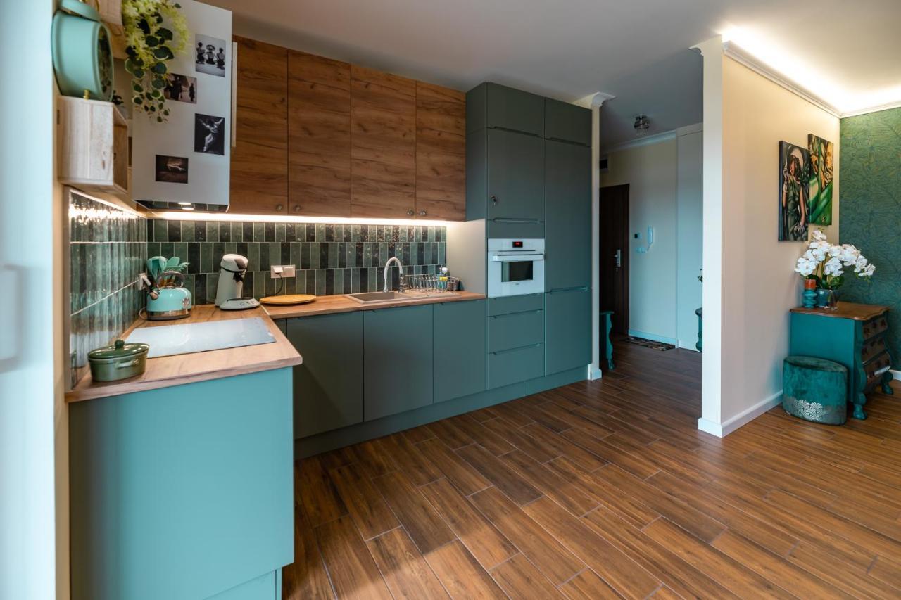 Zielony Apartament Pod Zaglami Zegrze Poludniowe Buitenkant foto